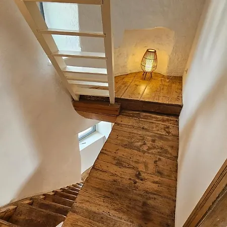 Yfb L 500 Jahre Alter Stadtmauerturm Feriehus *