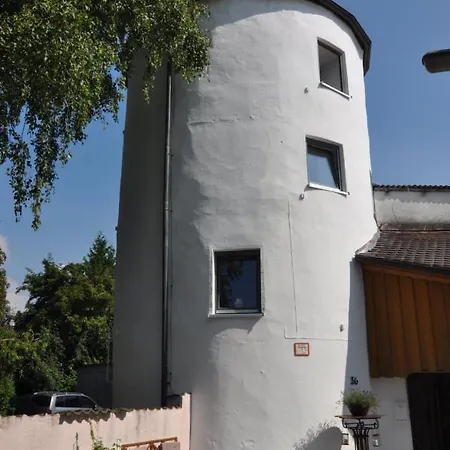 Yfb L 500 Jahre Alter Stadtmauerturm Feriehus *